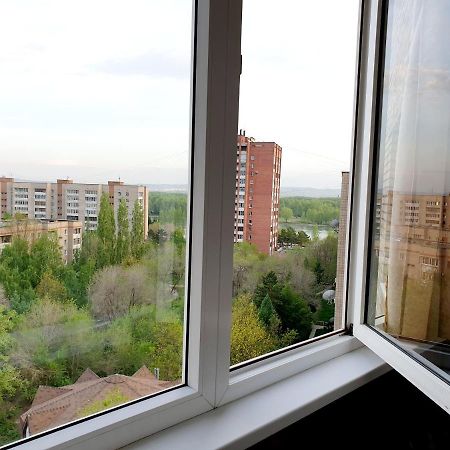 Apartment На Стрелке С Красивым Видом На Иртыш Ustʼ-Kamenogorsk Extérieur photo
