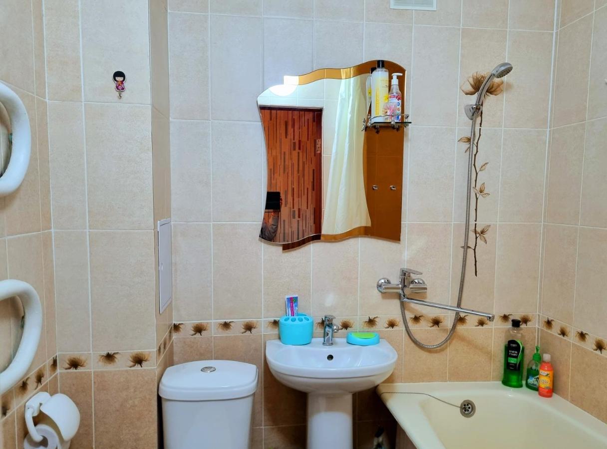 Apartment На Стрелке С Красивым Видом На Иртыш Ustʼ-Kamenogorsk Extérieur photo